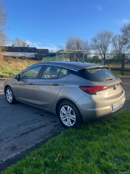 161 Opel Astra 1.6CDTI Ecoflex.. Low KMs 373972837