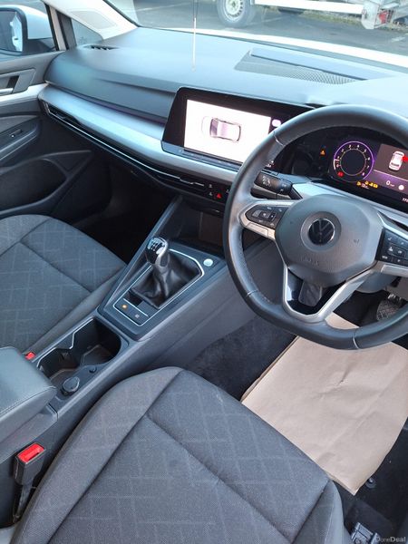 Volkswagen Golf 2023 373979145