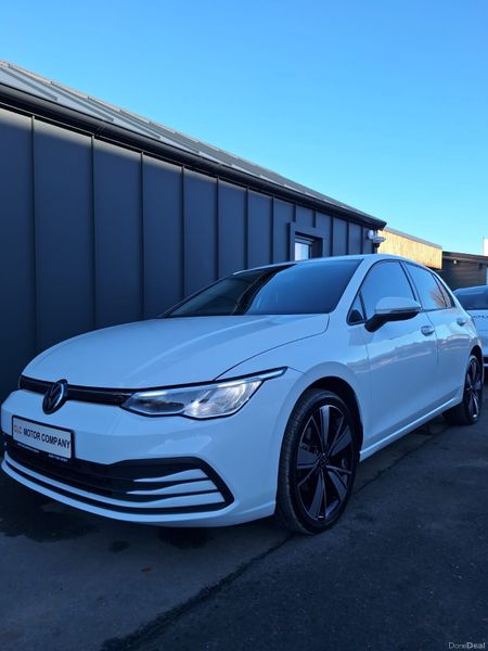 Volkswagen Golf 2023 373979135