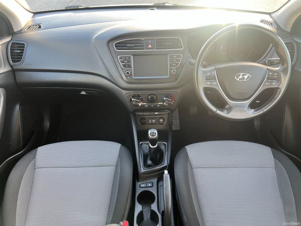 2018 (182) Hyundai I20 SE 1.2 Petrol 374046477
