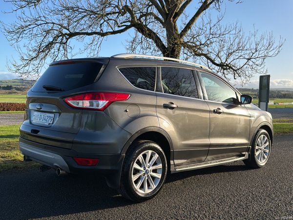Ford Kuga 2016 Titanium 374150686