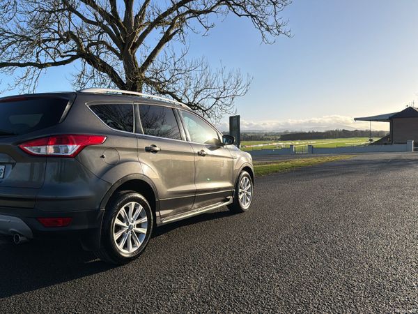 Ford Kuga 2016 Titanium 374150743