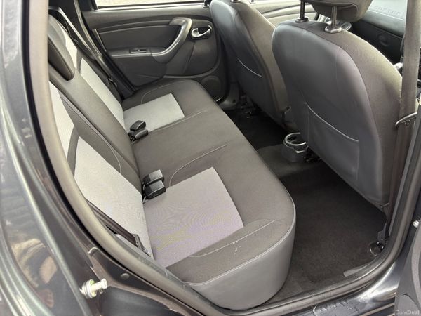 Dacia Duster 374101733