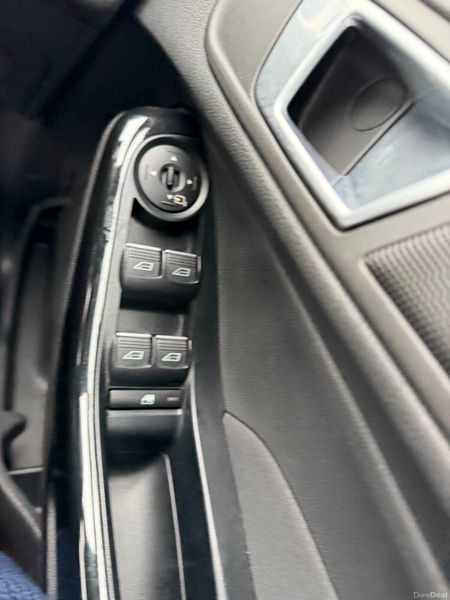 Ford Fiesta 2016 Leather Edition 374129669