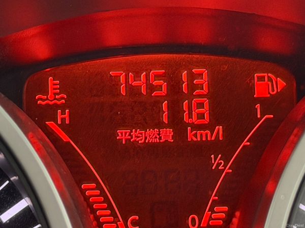 Nissan Juke 2016 374129917