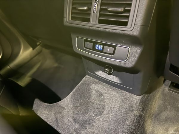 232 Audi Q5 2.0 50 TFSi E Quattro S-Line 374254583