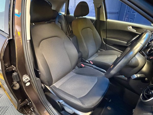 Audi A1 2014 Automatic LOW MILEAGE 374273197