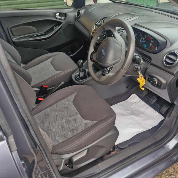 17 Ford Ka+ 5dr 374203695