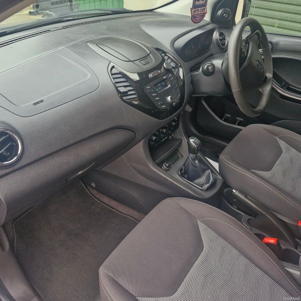 17 Ford Ka+ 5dr 374203697