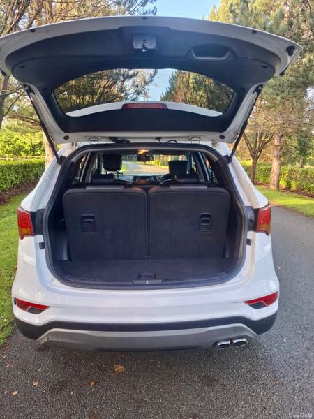 Hyundai Santa Fe 2017 7 Seater NCT 2/27 374219117