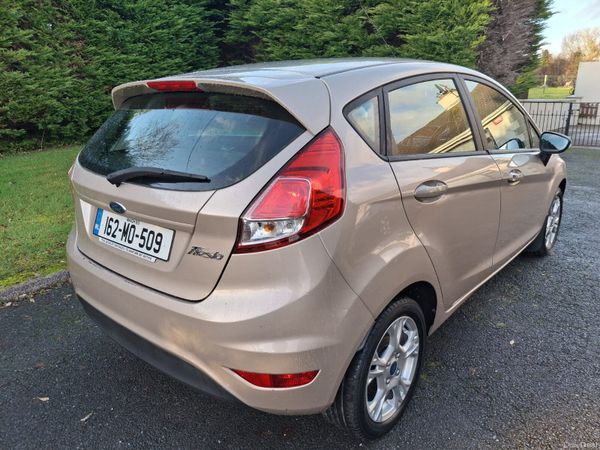 Ford Fiesta 2016 374232519