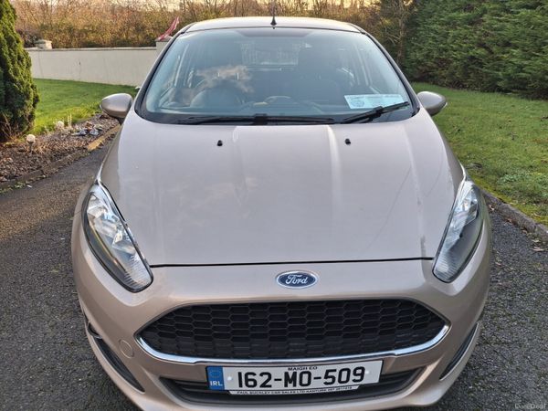 Ford Fiesta 2016 374232532