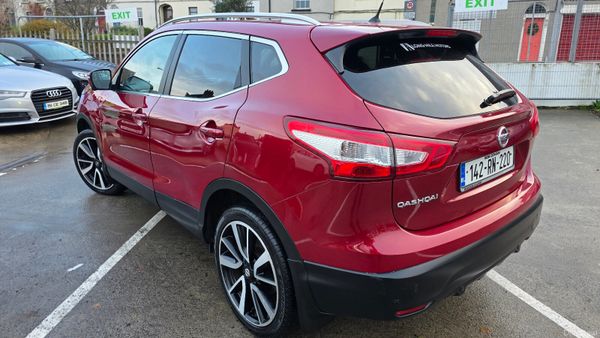 Nissan Qashqai 2014 N-Tec  Timing chain done 374384829