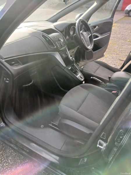 Opel Zafira 374338117