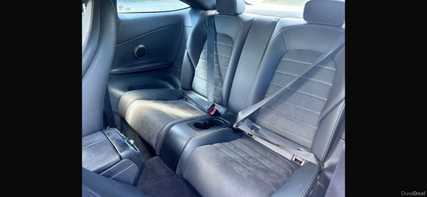 Mercedes-Benz C-Class COUPE ! 374444084