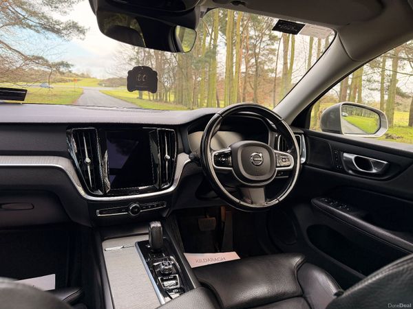 Volvo V60 2021 AWD Cross Country 374468973