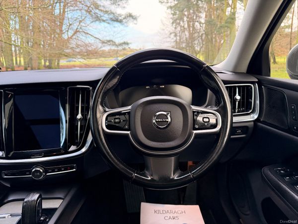 Volvo V60 2021 AWD Cross Country 374468981