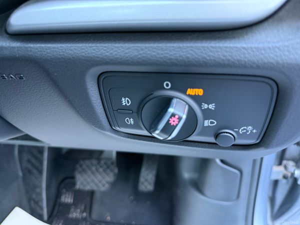 2016 Audi A3 Saloon 1.4 Petrol Auto,31k Miles Only 374472139