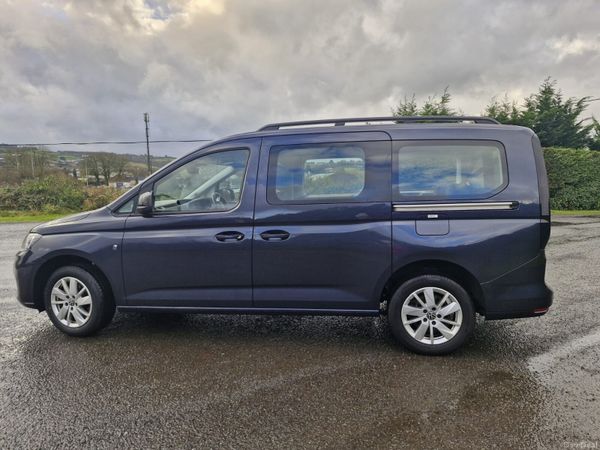 Volkswagen Caddy 2023 7 seater 374492502