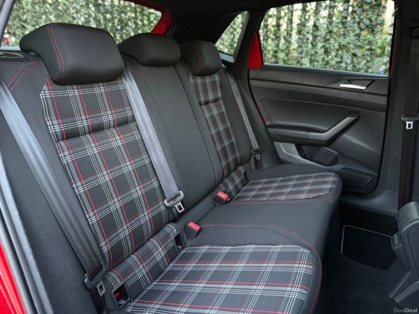 Volkswagen Polo 2.0 TSI GTI 374424886