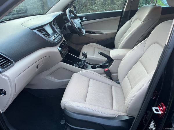 Hyundai Tucson 1.7 D Executive SE 374547439