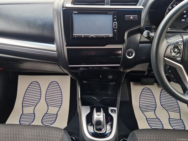 2019 HONDA FIT 1.5 HYBRID AUTOMATIC 374596367