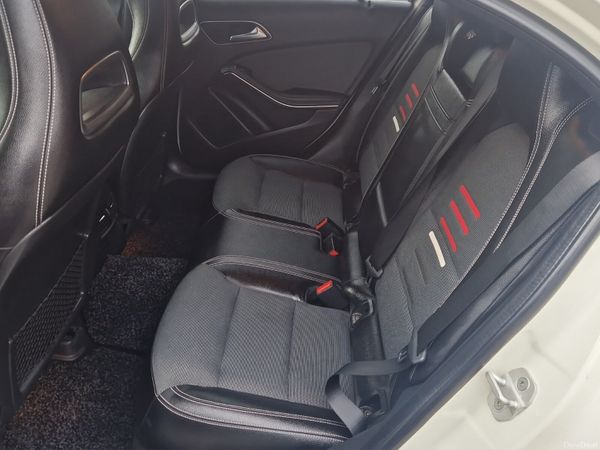 2016 MERCEDES BENZ A180  1.6 PETROL AUTOMATIC 374596733