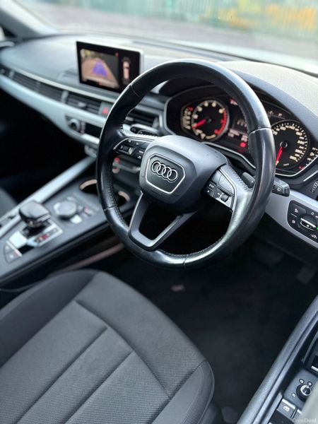 Audi A4 Avant Estate 2.0 TFSI Automatic 2017 374525211