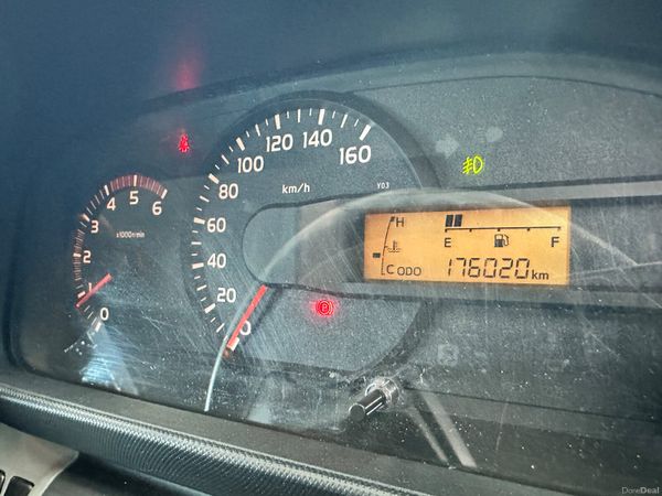 Toyota Dyna 2017 374530537