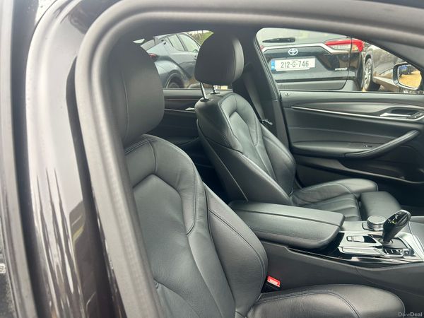 BMW 520D MSPORT 374662619