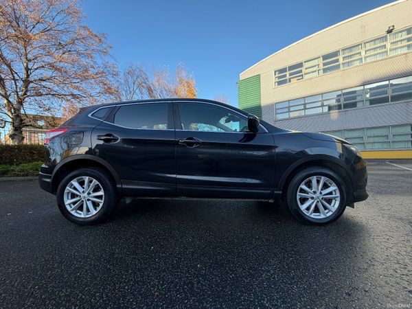 Nissan Qashqai 1.2 Accenta Low Kms 374745062