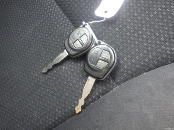 2016 Suzuki Ignis 1.3 Hybrid Auto LOW KMS 374706519