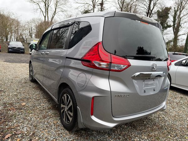 Honda Freed **2016** 374893335