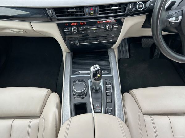 BMW X5 40e M-Sport 374814405