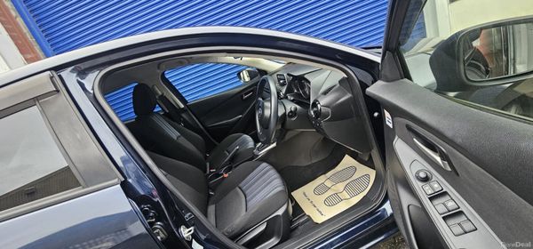 Mazda Demio Automatic 374835251