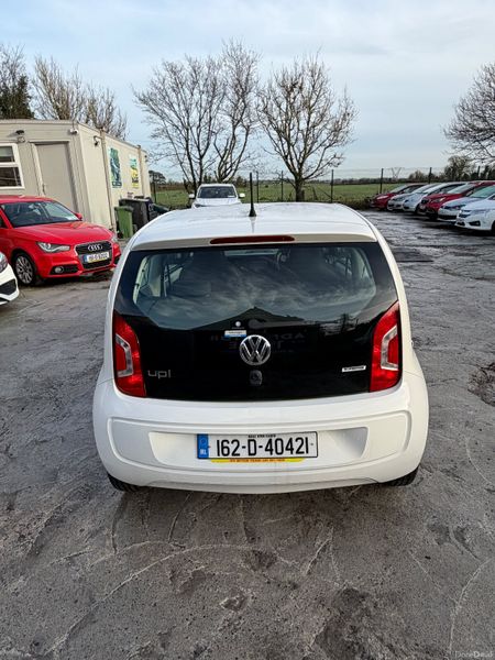 Volkswagen Up! 2016 Mint Condition/Low Mileage 374967766