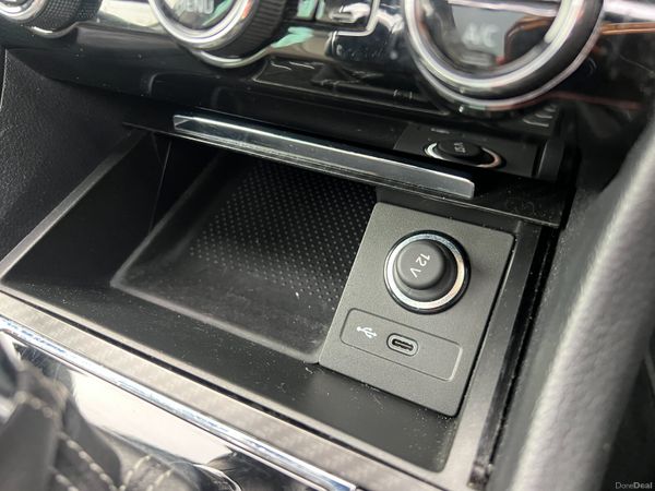 2020 (202)  Skoda Superb Sportline Plus PHEV PanRo 374973777