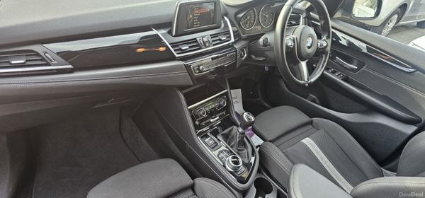 BMW 2-Series 2016 (M sport & Very low milage) 374915448