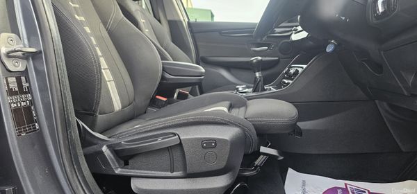 BMW 2-Series 2016 (M sport & Very low milage) 374915436