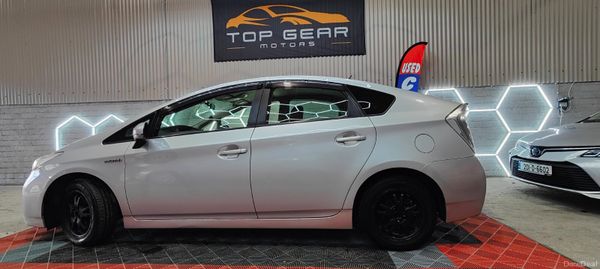 2015 Toyota Prius  Self Charging Hybrid 374924017