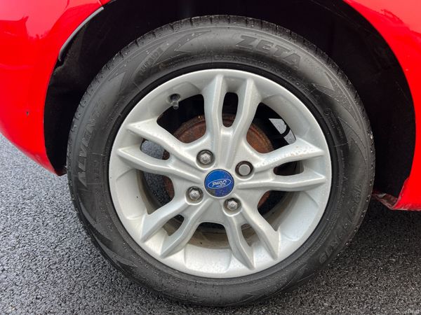 2016 Ford Fiesta Zetec 1.2 Petrol 375062603