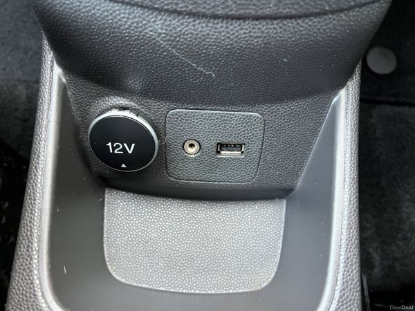 2016 Ford Fiesta Zetec 1.2 Petrol 375062623