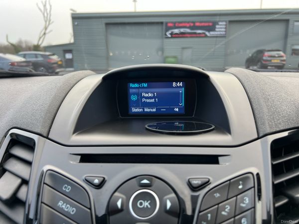 2016 Ford Fiesta Zetec 1.2 Petrol 375062625