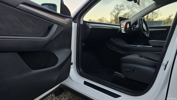 🔥 2024 Tesla Model Y RWD 375030433