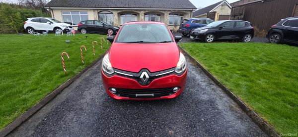 162 renault clio 1.2 automatic. 375141119