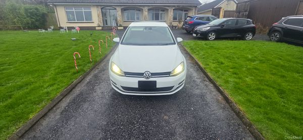 2016 Vw golf 1.2 automatic. 375142675