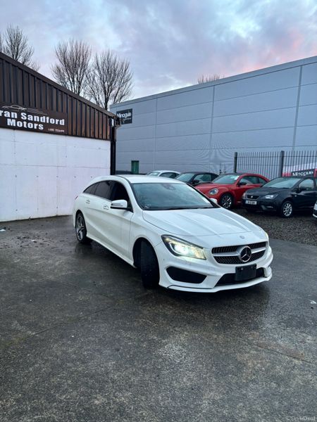 Mercedes-Benz CLA180 375158069
