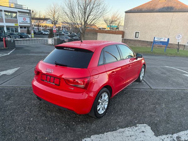Audi A1 2012 Auto 375174157