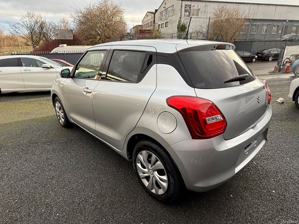 2020 Suzuki Swift 375132217