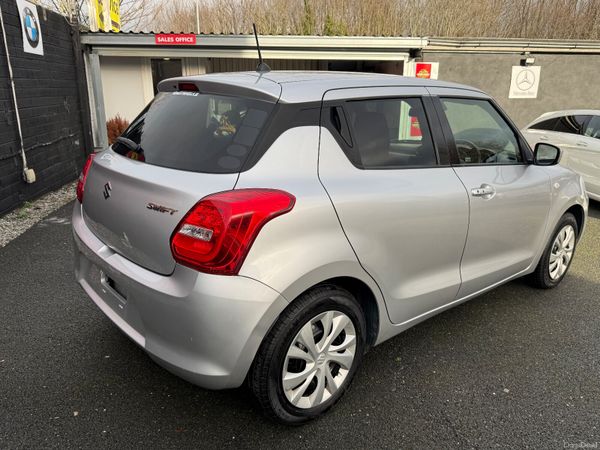 2020 Suzuki Swift 375132225